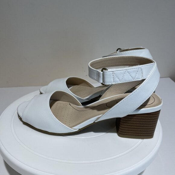 Life Stride Rosetta Ankle Strap Sandals Shoes Women's 6M White Comfort Classic - Picture 4 of 11